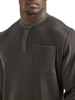 Wrangler Mens ATG Long Sleeve Henley 1/4 Round V-Neck Shirt -Comprehensive Shop P2783295 2 18977.1686773597