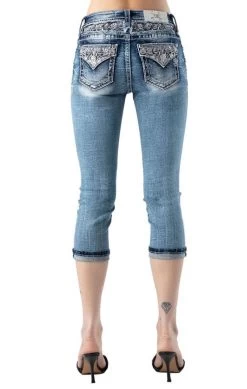 Miss Me Womens Floral Embroidered Flap Faux Pocket Embellished Cuffed Capri